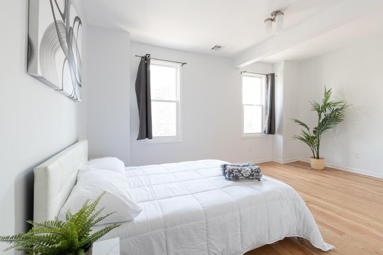泽西Tranquil Town House With Parking And Laundry - Just 25 Minutes To Time Square!别墅 外观 照片