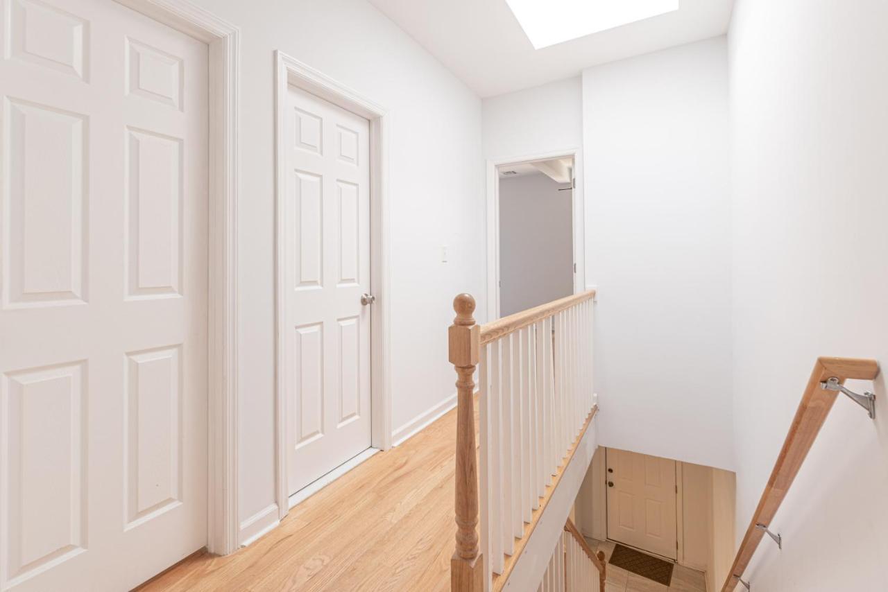 泽西Tranquil Town House With Parking And Laundry - Just 25 Minutes To Time Square!别墅 外观 照片